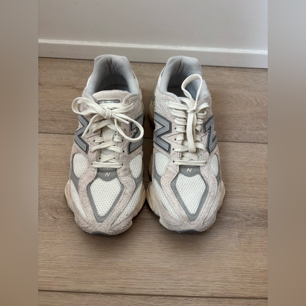 New Balance Women's Cream and Gray Sneakers